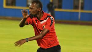Umutoza w’ikipe ya Marines FC, Yves Rwasamanzi Yaciye Impaka Imbere Y’itangazamakuru aribwiza inani na rimwe.
