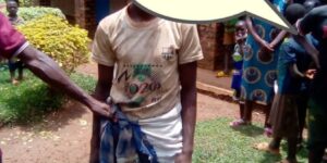 ISHYANO RY’ACITSE UMURIZO: Umugabo yasambanyije imbwa nyuma yo gufatwa n’ubushyuhe(Gushyukwa) akabura umugore we ihere ijisho [VIDEO].