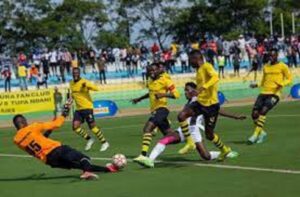 Umweyo muri Mukura Vs uravuza ubuhuhu,abakinnyi 8 bagiye kwerekwa umuryango.