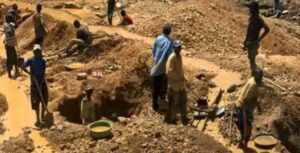 DR-Congo: Nyuma yo gushyiraho inzego z’ubutegetsi,  ubu noneho M23 yatangiye kwicukurira zahabu mu duce yafashe