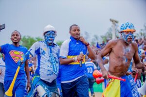 Ni ubyinira inda utagomba gusobanya cyangwa ni “football ce n’est pas la guerre?”, Umuyovu mu maraso Luckman Nizeyimana yatunguranye muri Rayon day