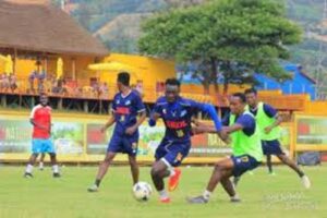 Mu nzove Rayon sports yakoze imyitozo yanyuma yaranzwe n’amacenga n’amapoto ya Rutahizamu Paul were bitegura Vipers kuri Rayon day. AMAFOTO