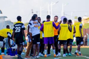 Amashirakinyoma ku bivugwa ko Kapiteni Manishimwe Djabel ayoboye itsinda ry’abakinnyi bane batari kumvikana n’umutoza Ben Moussa