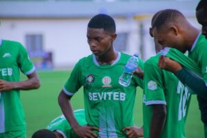 Bidasubirwaho APR FC yaciye agasuzuguro ka Rayon Sports ihita iyitwara umukinnyi mpuzamahanga urusha ubuhanga abakinnyi bose b’Abanyarwanda