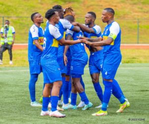 Nyuma ya Moussa Camara, undi mukinnyi w’igihangange muri Rayon Sports yatangiye kurebana ay’ingwe n’umutoza Haringingo Francis Christian