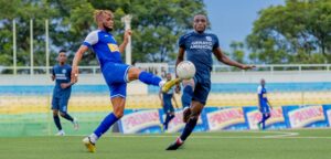 Rayon Sports iri mu byishimo bikomeye nyuma yo kumenya ko abakinnyi 3 b’ibitangaza babanza mu kibuga mu ikipe ya Police FC barwaye, aba bakinnyi ba Police FC nibo bagora Rayon bikomeye