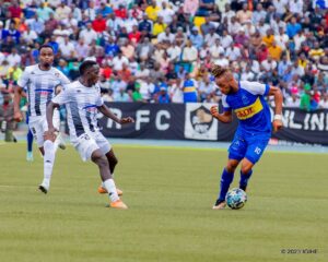 FERWAFA yongeye gutera umujinya Rayon Sports ba APR FC kubera uburyo igiye kuzihemukira ku buryo bukomeye