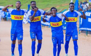 Joachiam Ojera wamaganiye kure Kiyovu, AS Kigali na Gasogi United zari zatangiye kumuhamagara, yabwiye Rayon Sports amafaranga yifuza kugira ngo yongere amasezerano