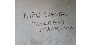 Umusore yiyahuye kubera ko nyina atamuhaga amafaranga yo kurya.