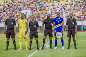 CAF: Abasifuzi basifuye umukino wa Benin n’u Rwanda kubera ikosa bakoze ryo kwibagirwa ikarita bahaye Kevin Muhire,  bafatiwe ibihano bikomeye , Amavubi nayo niyo agiye gukurikiraho ntabwo byoroshye!