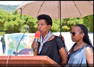 Badutegetse gucukuza imyobo amazuru,  ubuhamya buteye agahinda bwa Mukakibibi Epiphanie