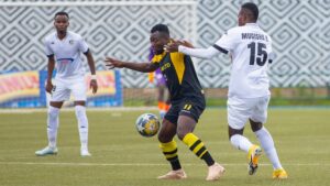 Umukinnyi w’inkingi ya mwamba muri mucyeba wa Rayon Sports yamaze kumvikana n’ubuyobozi bwa Rayon Sports bwiteguye kuzagura abakinnyi b’ibihangange bazatuma imitima y’Abareyo ihoramo umunezero