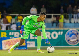Umuzamu Ntwari Fiacre wifuzwa na APR FC na Rayon Sports agiye kugurwa umurengera w’amafaranga n’ikipe ifite ibigwi bihambaye ku Mugabane w’Afurika