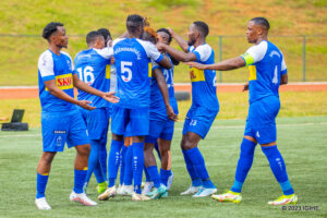 Nyuma yo gutsindwa na Police FC, Perezida wa Rayon Sports yakoresheje amagambo akomeye aburira abakinnyi 15 ko nibakomeza gukina nk’abatazi icyo bashaka bazirukanwa