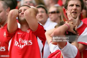 Arsenal baraye bayisigarije irakomba, abafana bayo barara rwantambi