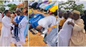Ifoto y’ umupadiri wagiye kuvumba umuceri ku munsi w’ abasilamu mugusoza igisibo ikomeje kusonga abo mu idini rya catholica