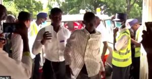 Mu rugo rw’ umupasiteri bahasanze abantu 4 bapfuye n’ abandi 15 benda gushiramo umwuka kubera kubizeza ikintu gitangaje