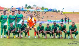 Umukinnyi wa Kiyovu Sports yarize nk’umwana w’uruhinja nyuma yo kumenya ko mu makipe bagiye guhanganira igikombe na Rayon Sports yagarutse mu rugamba kandi abizi ko iteye ubwoba