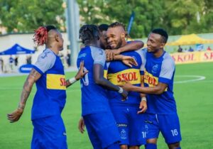 Igiye kuyisahura ntacyo yitayeho! Ikipe yari munsi ya Rayon Sports mu myaka micye ishize igiye kugura abakinnyi b’iyi kipe harimo na rutahizamu yagenderagaho kandi nayo ishobora gukina imikino nyafurika