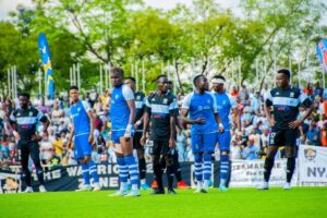 APR FC mu nzira ifunganye iyinyuzemo ntamususu, Rutsiro FC iba igitambo nyuma yamarira menshi y’abanyamakuru barize batakambira imana