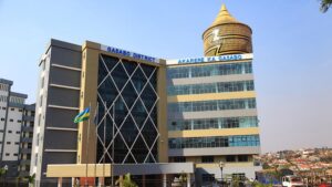 Uriya ntabwo yabasha gutwara iriya Kamyo hari abagabo bazi kuyitwara neza bakayemeza : I Jali umugabo yitwikiye mu nzu n’ibintu bye byose nyuma yo gucibwa inyuma n’ umugore we!