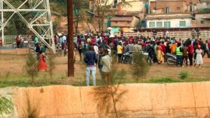 Harimo kwibazwa ku mugabo wasanzwe amanitse mu mugozi ku kiraro cya Nyabugogo