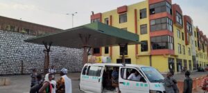 Uko Polisi yabigenje kugira ngo ifate abajura birirwaga bayogoza abaturage mu mujyi wa  Muhanga