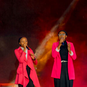 Itsinda rigizwe nabakobwa babiri EMMA na INESS riri mubahatanira ibihembo biruta ibindi mugisata cya Gospel mu Rwanda biciye mu irushanwa rya RSW TALENT HUNT ni bantu ki?