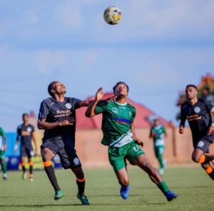 Amakipe 4 akomeye mu Rwanda arimo Rayon Sport na APR FC ahanganiye umukinnyi ukomeye w’umurundi