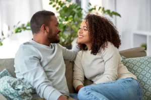Dore ibintu biranga urukundo nyakuri rutarimo uburyarya ahubwo uzahora wishimye cyane kubera kuryoherwa narwo