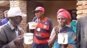 Amakuru mabi i Rwamagana abantu banyoye ubushera none harimo uwo bumaze gutwara ubuzima abandi nabo bararembye bikomeye , hari icyo barimo gukeka