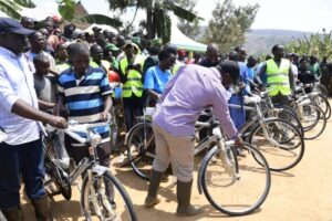 Abayobozi b’ Imidugudu bashyizwe igorora, bagiye kujya bakora akazi kabo mu buryo bworoshye kubera igikorwa bakorewe cyashimishije imitima yabo