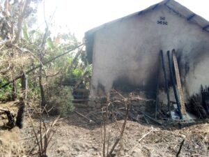 Burya bose ntabwo b’ababaje gutabara! Abaturage bo mu Karere ka Musanze bagiye gushyigikira mugenzi wabo wari wahuye n’ ikibazo ariko bamusiga mu kindi kibazo gikomeye cyane
