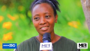 Uwahoze aryamana n’ abagabo 10 ku munsi , ubu asigaye abwiriza abantu bakuzura umwuka. Ubuhamya agira abakiri bato
