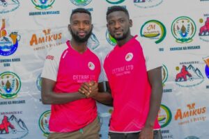 Yateye umugongo Mukura yisangira Trump, Musanze FC yasinyishije Iradukunda Bertrand na Rutahizamu w’ikipe y’igihugu ya Ghana