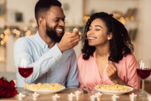 Dore ibintu bizakweraka ko umukobwa muri kumwe arimo guhisha amarangamutima ye kuri wowe musore kandi yaragupfiriye kera