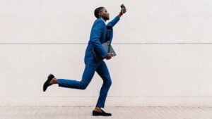 Menya ubusobanuro bwo kurota urimo wiruka , kunyagirwa n’ imvura , no kuba Perezida