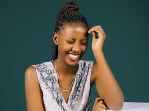 Ambassador UMULISA Cynthia umwe mubatsinze mumarushanwa ya RSW TALENT HUNT RWANDA 2023 SEASON ONE akomeje gukora amateka adasanzwe.