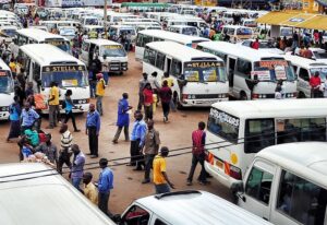 Hari icyatangajwe ku bashoferi batwara imodoka  zitari izo gutwara abagenzi mu buryo rusange bavugaga ko bacibwa amande iyo batanze Lifuti.