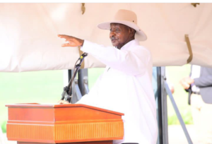 Mumagambo akomeye cyane Perezida Museveni yaciye Caguwa muri Uganda yiyemeza gutera ikirenge muki gihugu cy’u Rwanda