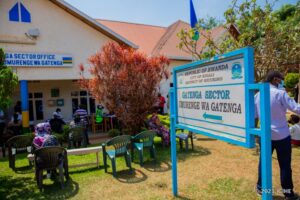Mu Karere ka Kicukiro , umugabo yapakiye imyenda ye yose hamwe n’ igare maze ahunga umugore we wanze gukora inshingano zamuzanye!