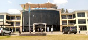 Nyanza:Bari mu gihirahiro nyuma y’urupfu rutunguranye rw’umwana wasanzwe mu mugozi.
