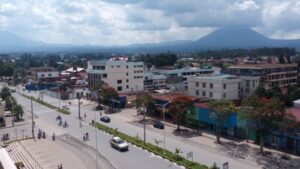 Musanze:  Yari avuye kwishakira imibereho agiye kugera aho atuye asanga abagizi ba nabi bamutangiriye , bamwambura amafaranga yose yari afite   baranamukomeretsa, irondo rirahagoboka