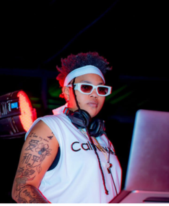 DJ Brianne yagiriye inama ikomeye abakobwa ariko benshi batazayikurikiza bashobora kuzajya bahaburira ubuzima