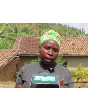 Rwabuze gica hariyambaza ubuyobozi! Umukobwa wishyuriye umusore kaminuza aziko aza mugira umugore none umusore yahise amukubita uw’ inyuma.