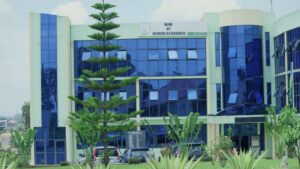 Ruhango: Haravugwa inkuru y’umugore witabye Imana abyarira mu rugo rw’umunyamasengesho kubera imyemerere ye ndetse n’inkuru y’umugore wishwe atemaguwe nyuma yo kwishinganisha nubwo ubuyobozi butavuga rumwe na nyakwigendera.