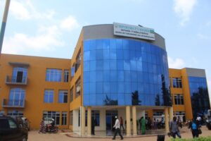 Mu Karere ka Nyaruguru iteme ry’ ibiti hamwe n’ agasembuye biri mu byatumye umugezi w’Akavuguto utwara ubuzima bw’ umuturage