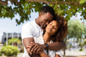 Dore bimwe mu bintu byoroshye abagore baba bifuza cyane ku bagabo babo mbere y’ uko bafata umwanzuro
