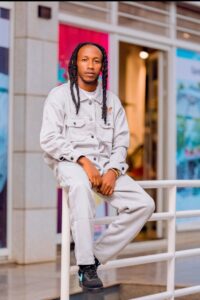 Yaje runono none amaze kwigarurira imitima y’abatari bake, byinshi wamenya k’umuhanzi ukizamuka Zory Banks