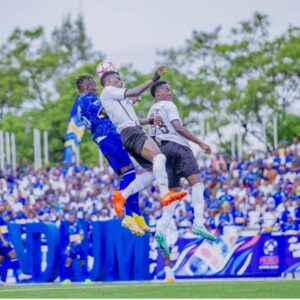 Abafana ba APR FC na Rayon Sports bajyanye ingoma na Vuvuzera kuri sitade birangira batazivugije, ibyaranze umukino aya makipe yanganyijemo